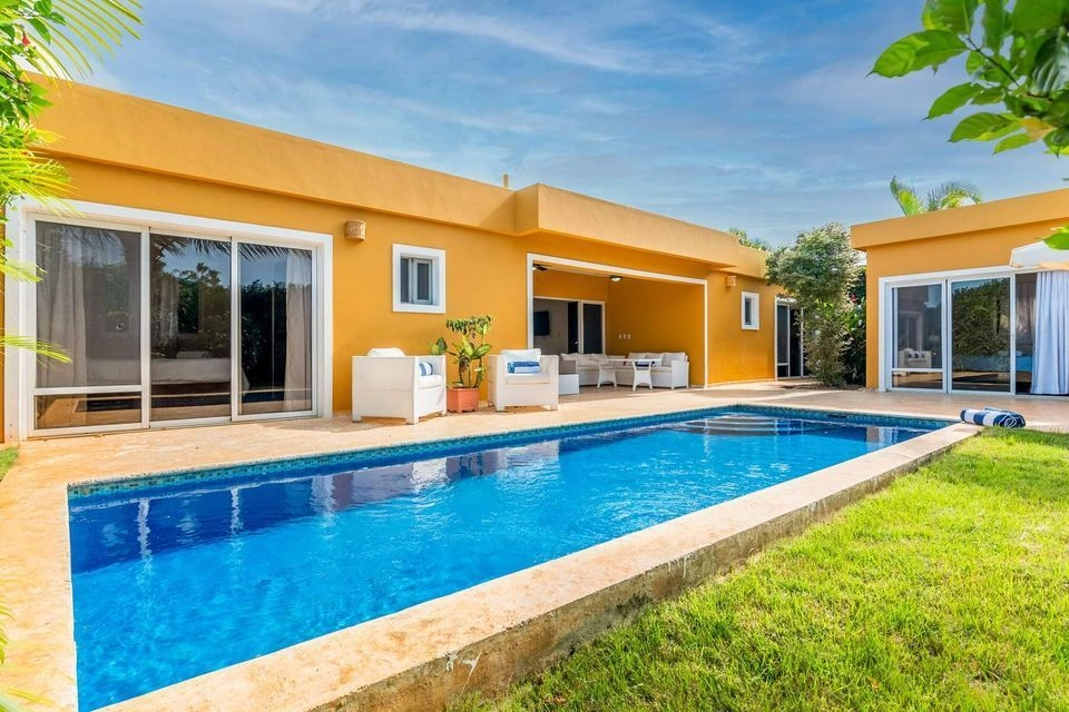 فيلا في سوسوا تحتوي على ثلاث غرف نوم وإطلالة على المسبح، جمهورية الدومينيكان