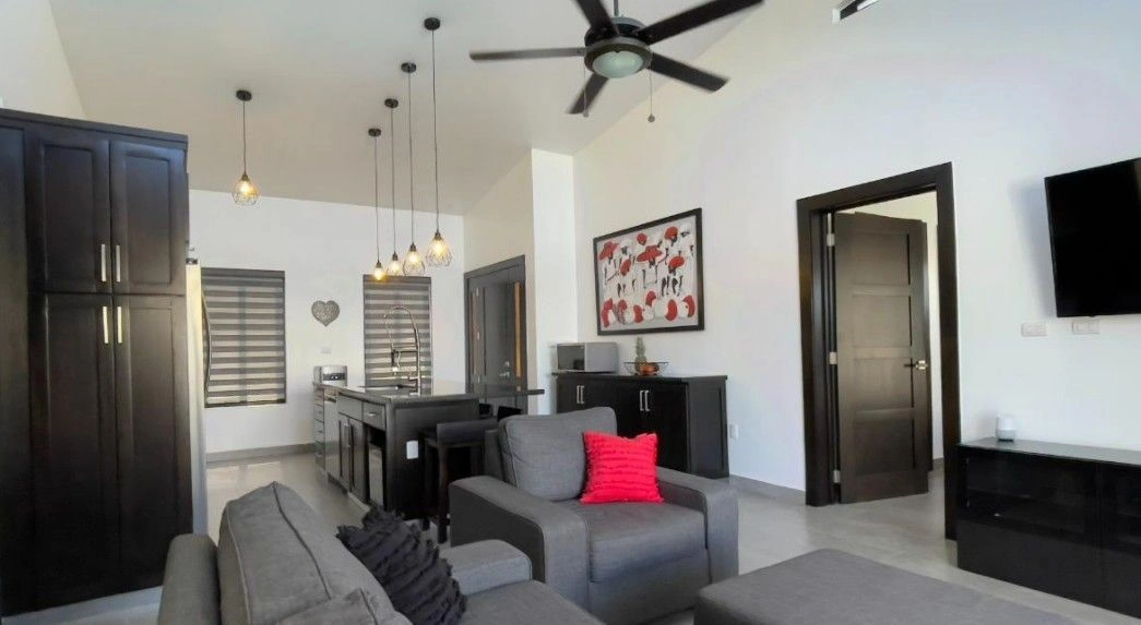 索苏阿带露天泳池的2+1别墅