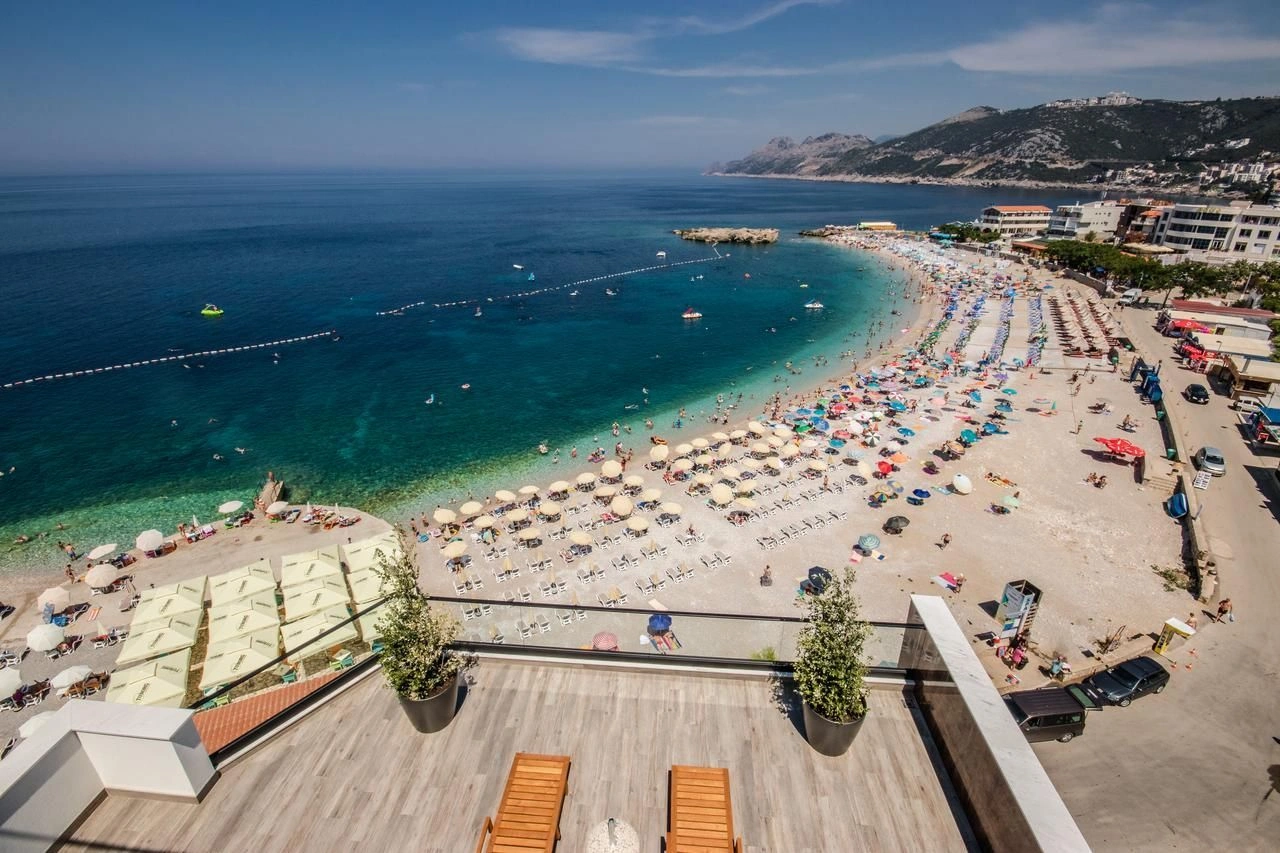 Appartement de 242 m2 sur la Riviera de Bar