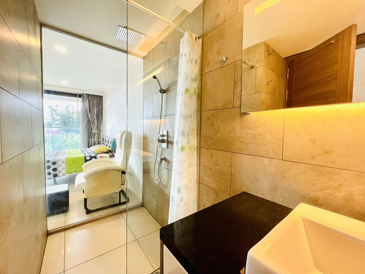 Apartment 35 on the first line of the sea in Pattaya