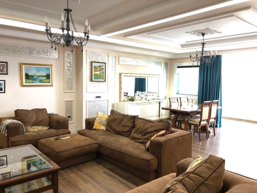 Luxury villa 282 m² in Durres