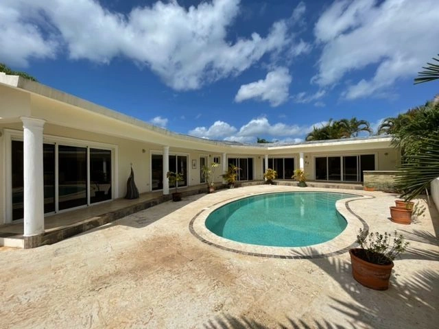 Villa mit Pool und Terrasse im Zentrum von Sosua, Dominikanische Republik