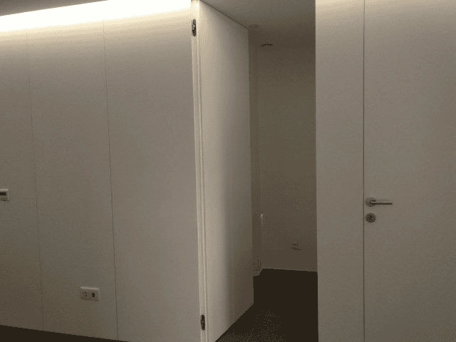 شقة فسيحة 4+1 مع شرفة في مدينة بورتو بالبرتغال