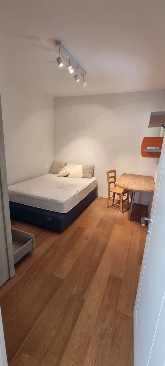 View apartment 4+1 with appliances on the first line of the sea in Netanya, Israel