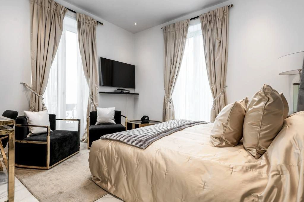 Villa de 270 m2 con jardín en el centro de Mónaco