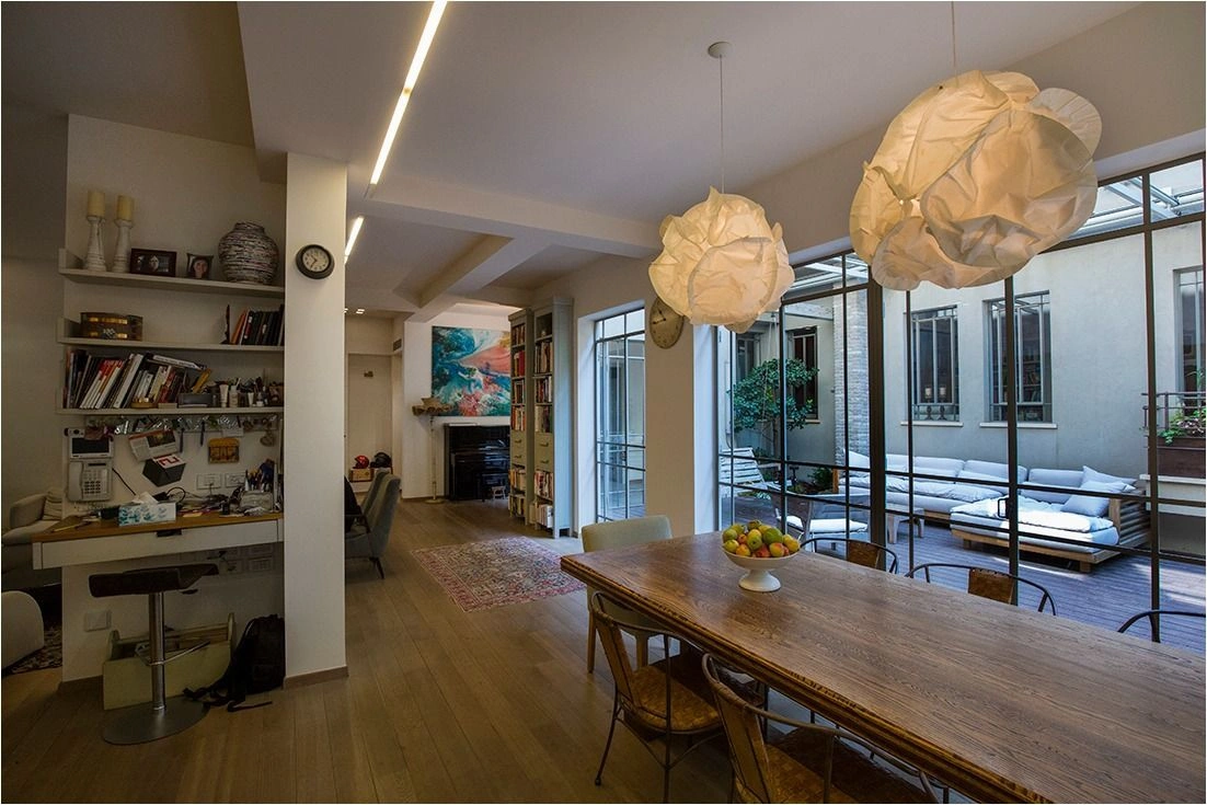 فيلا مع حديقة ومسبح خاص في وسط تل أبيب - 25,679,500 $