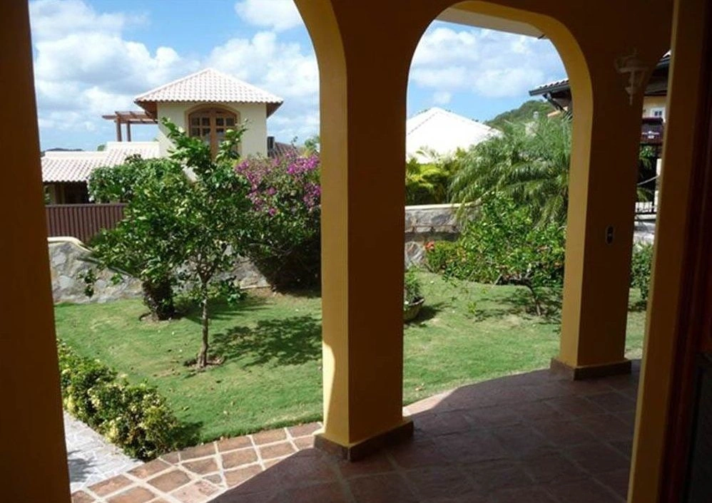 Villa in einem geschützten Bereich einer Wohnanlage in Sosua, Dominikanische Republik