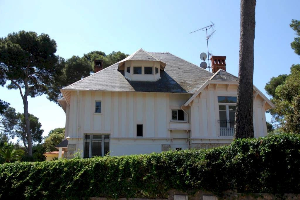 Villa in Roquebrune-Cap-Martin, France, 300 м²