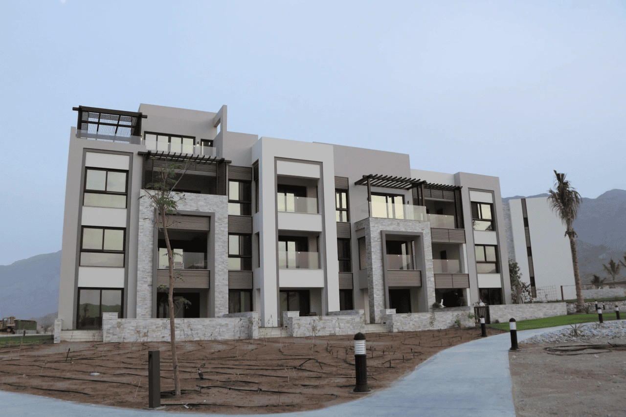 شقة بمساحة 64 م2 على ساحل خليج عمان