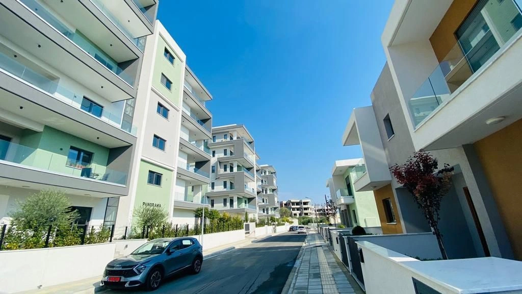 Magnificent townhouse 121 m2 near the sea