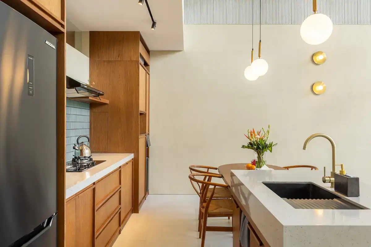 Casa adosada de 200 m2 con muebles en Bukit