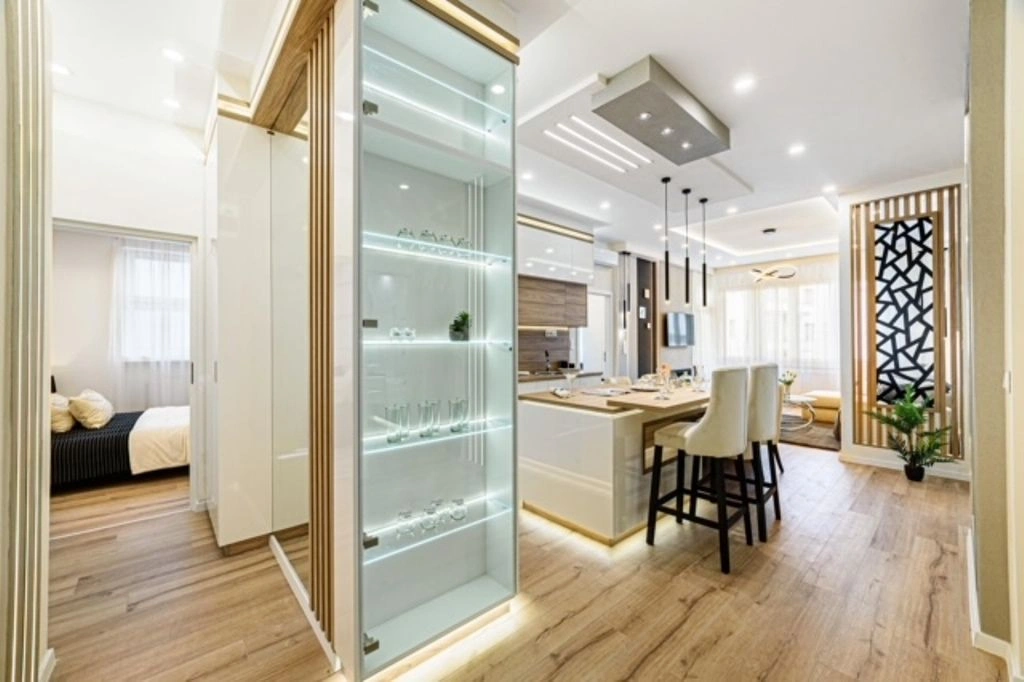 布达佩斯 3+1 豪华公寓