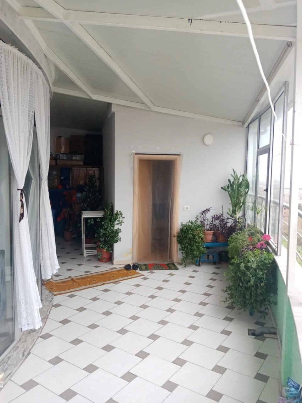 Apartment 145 m² with terrace in Durres