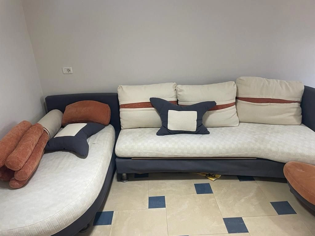 62 m² apartment with balcony in Durres