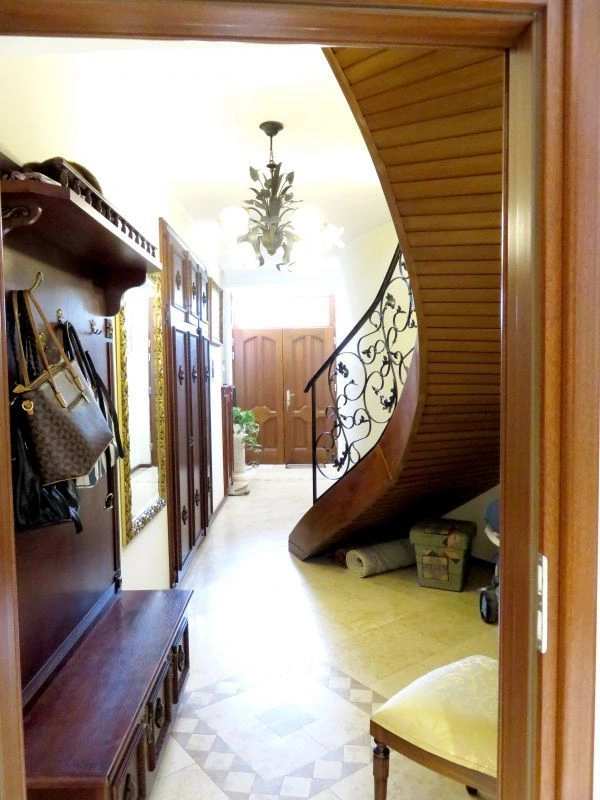 Matthias Dağı manzaralı villa 5+1