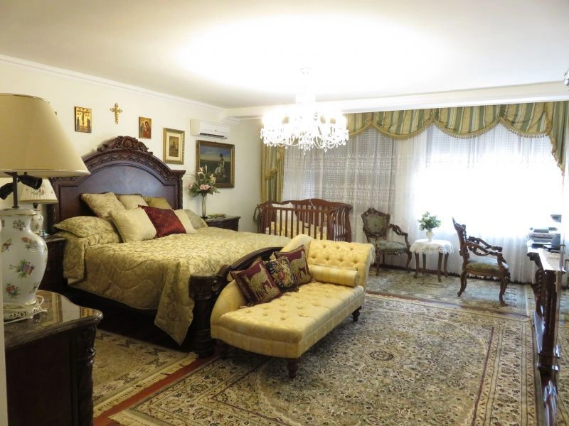 Matthias Dağı manzaralı villa 5+1