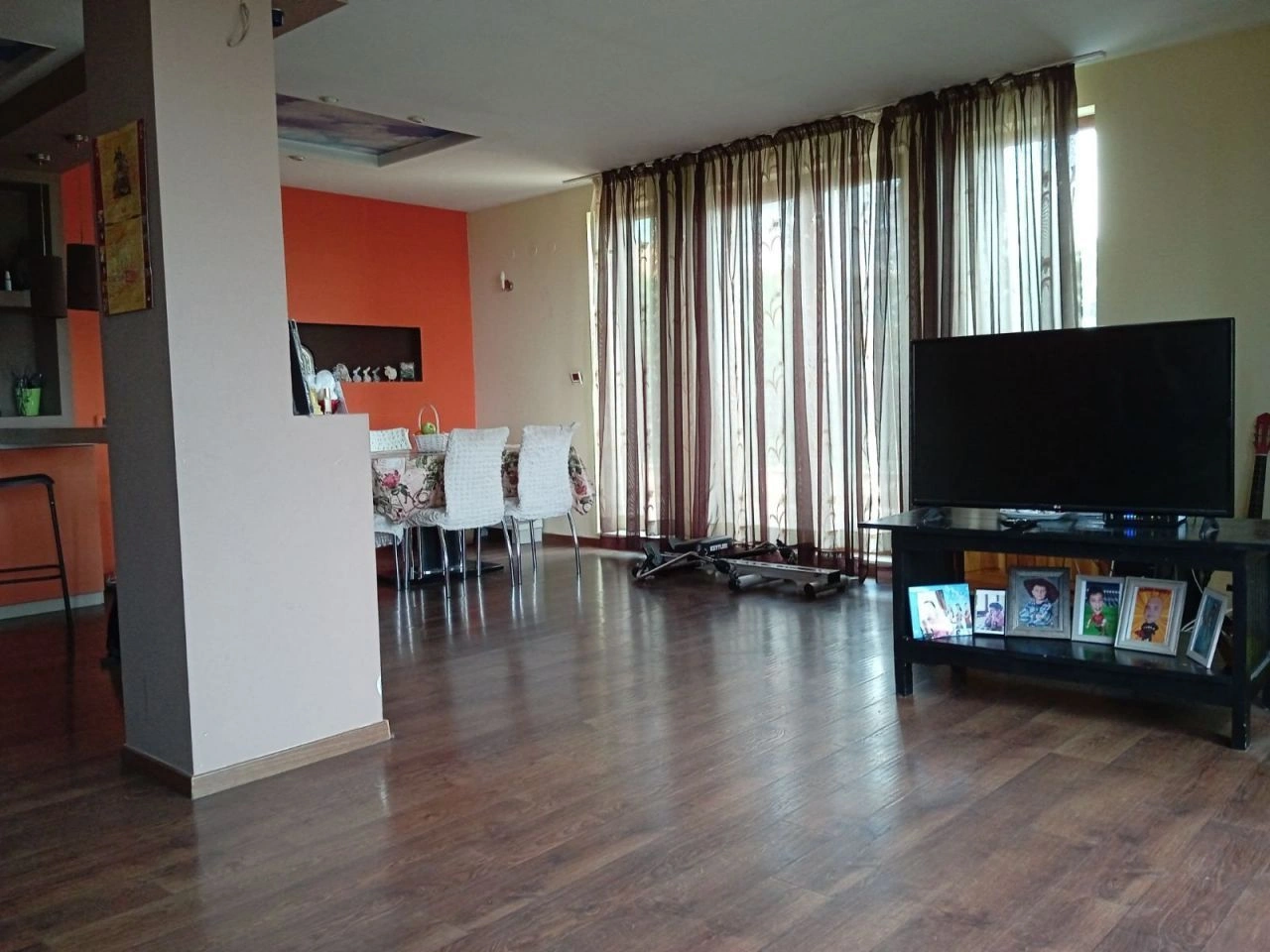 Villa in the prestigious Dolna Traka area with sea view, Bulgaria