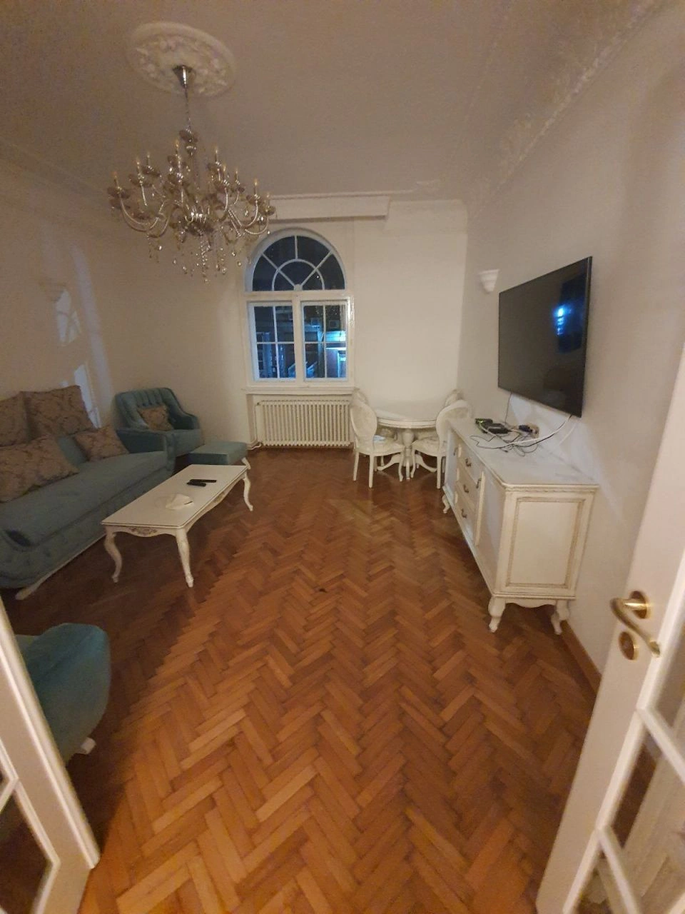 شقة في مركز بلغراد تحتوي على غرفتي نوم وحمامين - 489,000 €