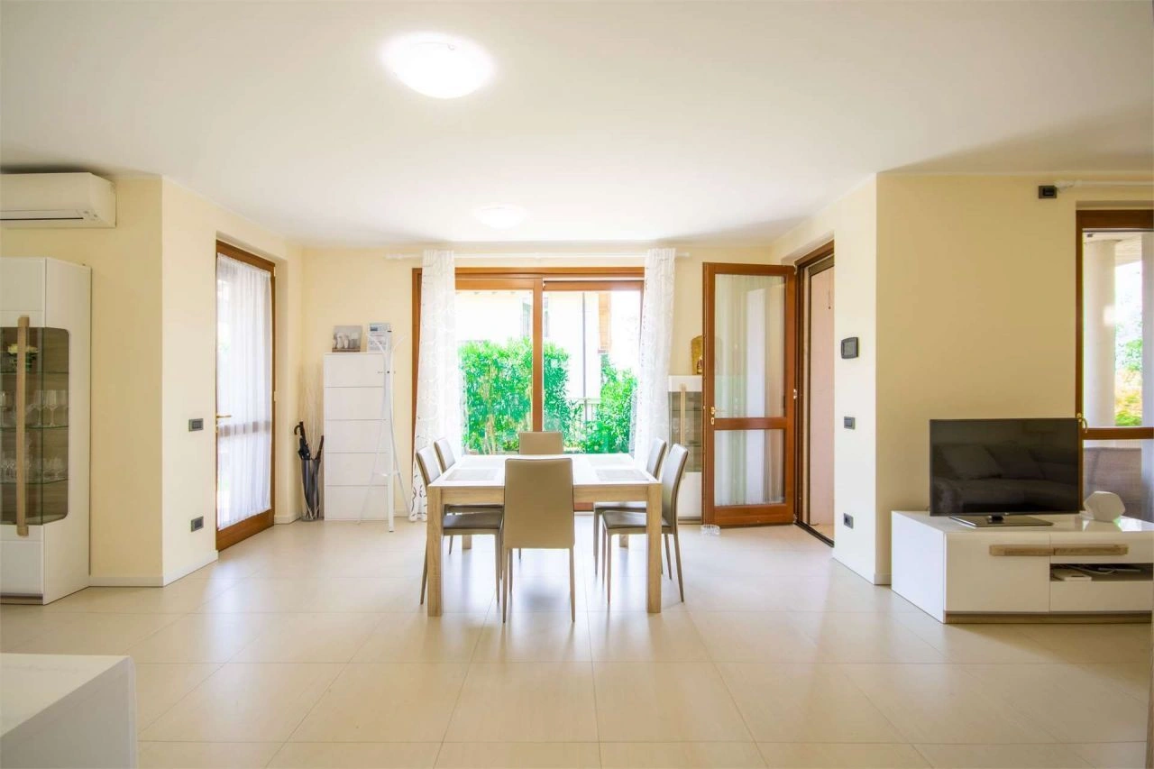 Villa 3+1 in Torri del Benaco