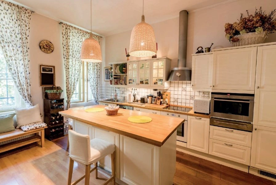 Budapeşte'nin elit bir bölgesinde yüzyıl eski bir şato