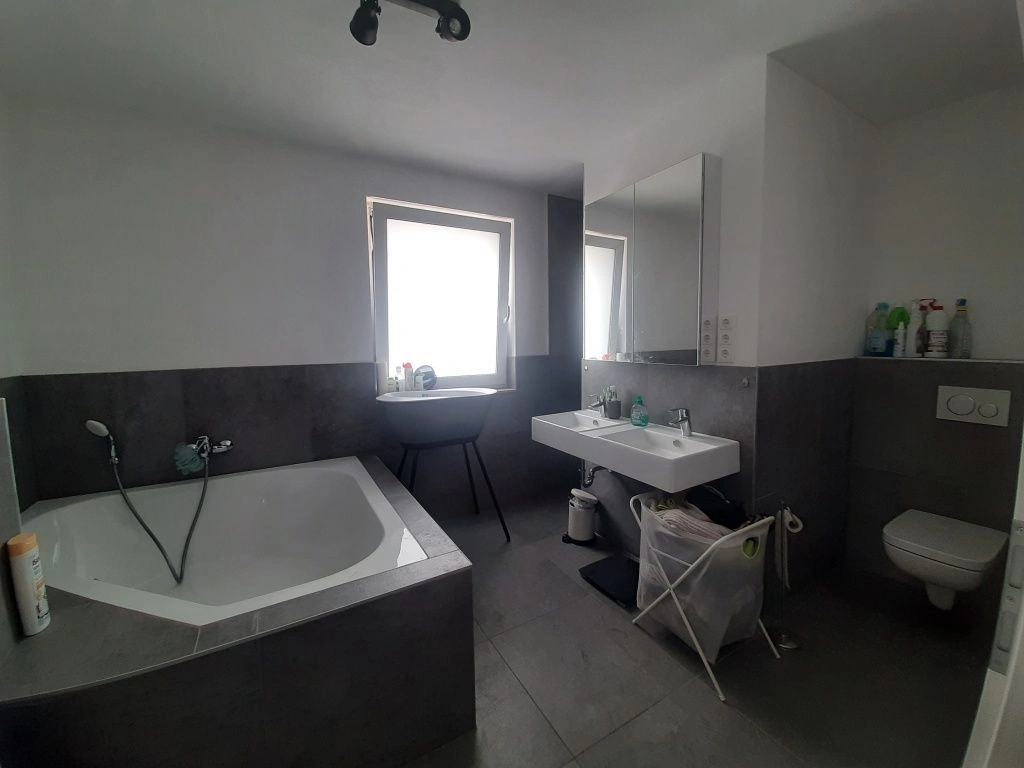 خانه خانوادگی 3+1 در منطقه آخن