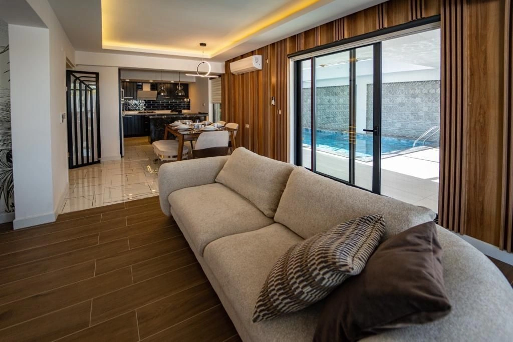 Вилла 5+1 в Фетхие в районе пляжа Олюдениз