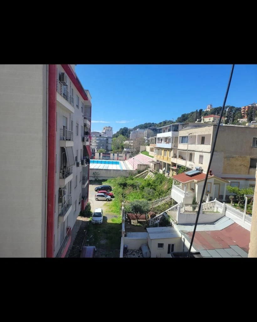 Spacious apartment 105 m² in Durres