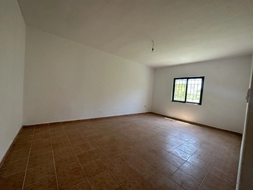 Spacious house 146 m² in Durres