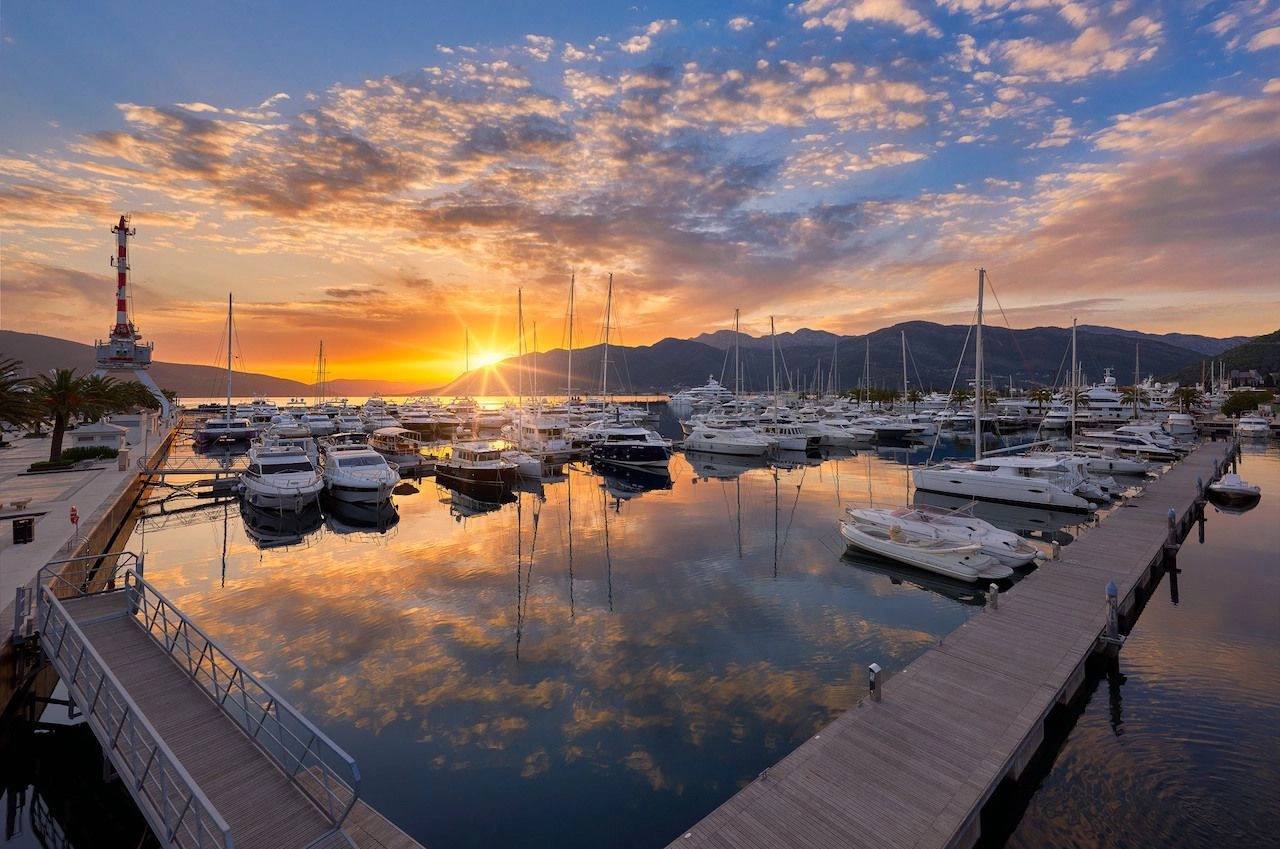Luxuriöse 1+1 Wohnungen im neuen Viertel Porto Montenegro - Boka Place