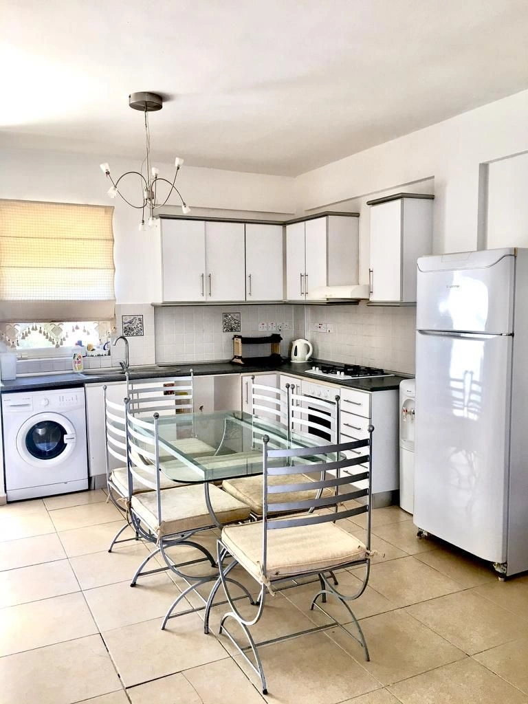 Apartment 2+1 with access to the pool