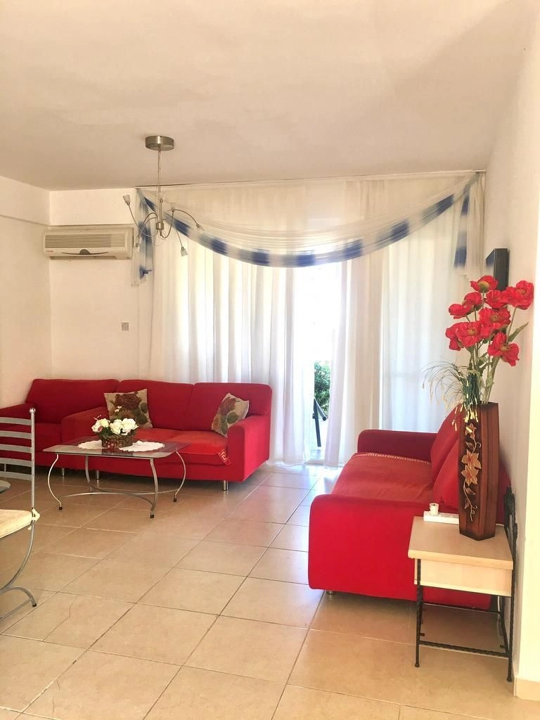 Apartment 2+1 with access to the pool