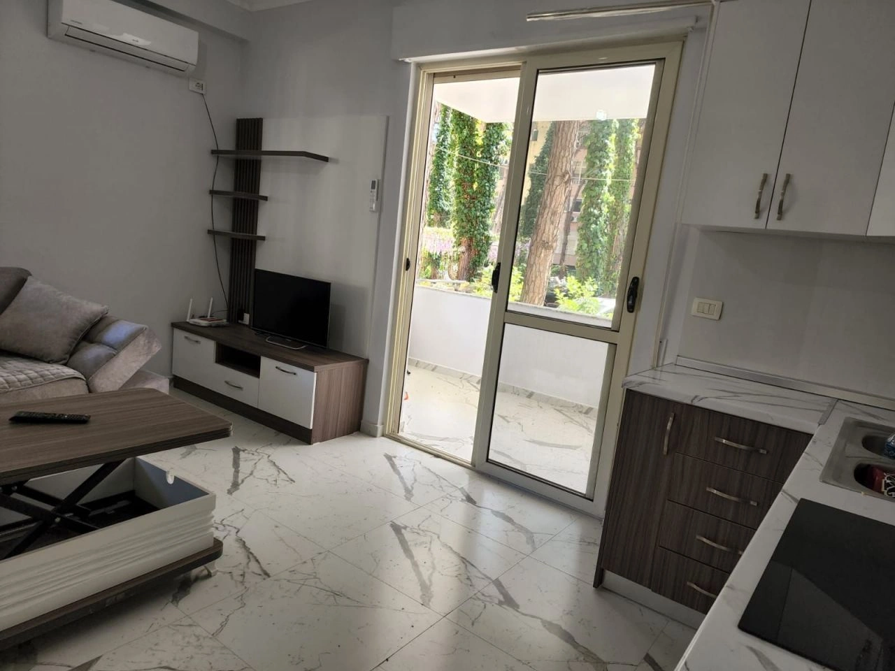 Modern apartment 65 m² in Durres