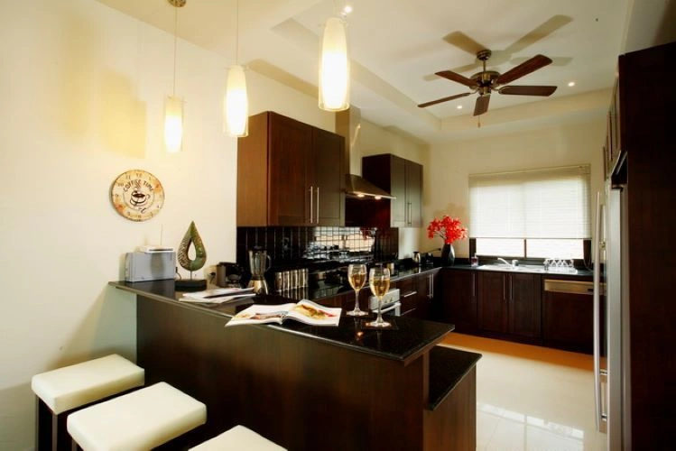 Grande villa de 450 m2 avec vue sur la montagne, Phuket