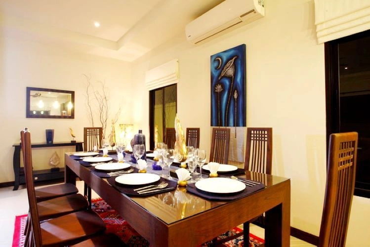 Villa 450 m2 Naiharn