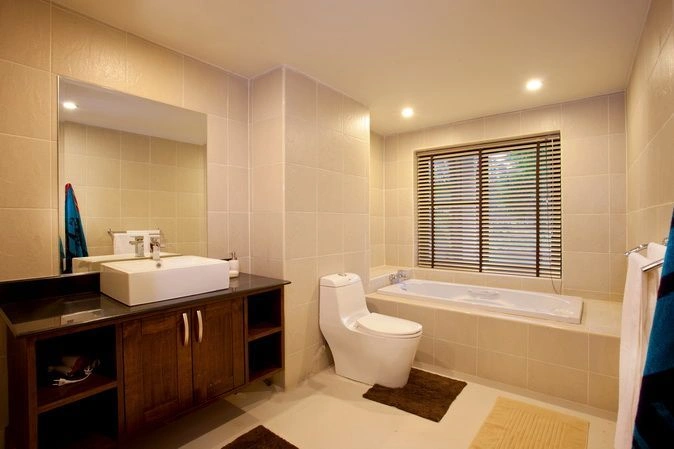 普吉岛奈汉海滩精美联排别墅,200 m2