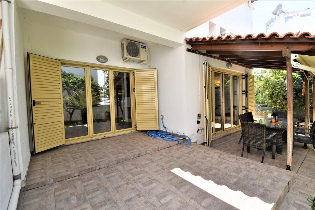 Luxurious maisonette 224 m2