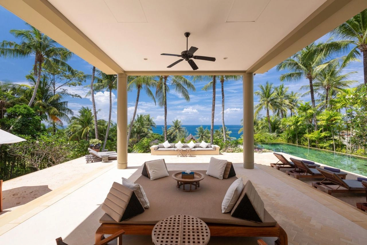 Luxury villa 836 m2 on Nai Thon Beach