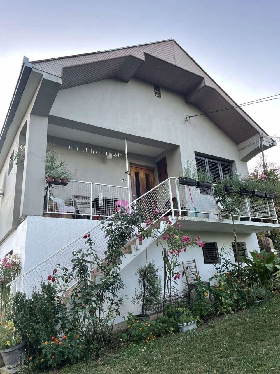 Дом 4+1 с просторными террасами в Лознице, Сербия