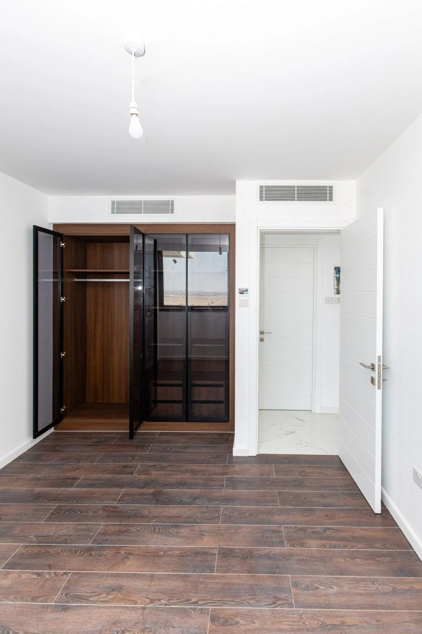 Просторные апартаменты 1+1 в Искеле