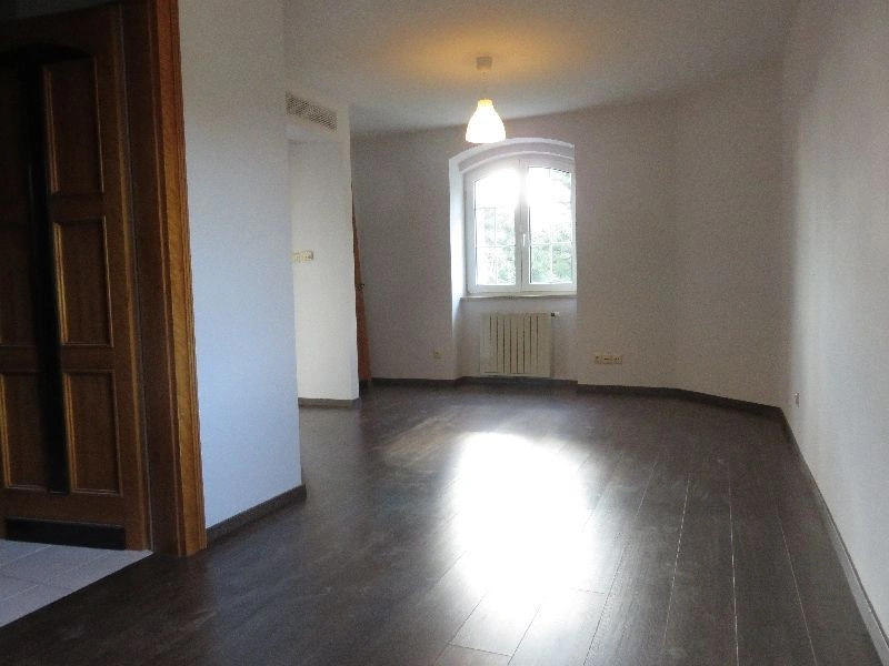 Geniş 8+1 villa Gül Tepesi'nde