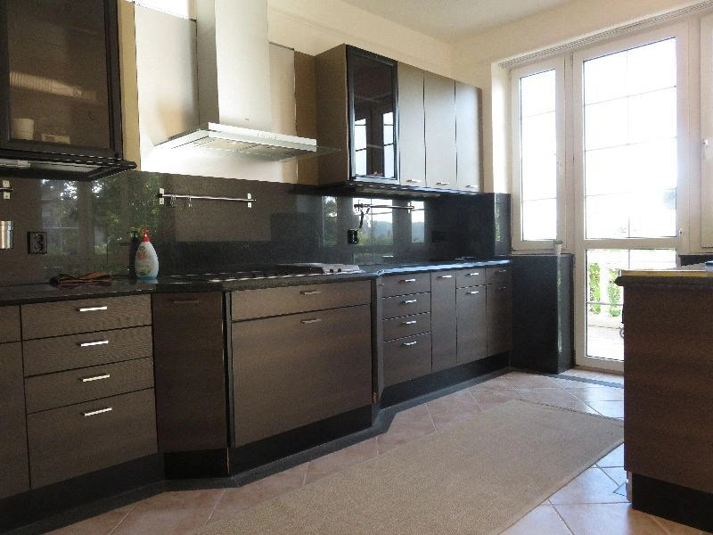 Geniş 8+1 villa Gül Tepesi'nde