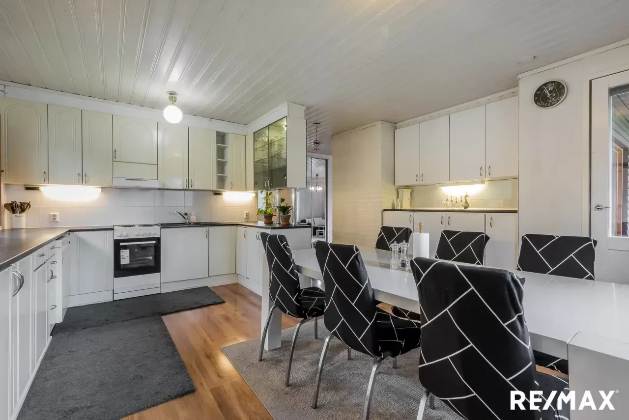 芬兰万塔 218 m2 带桑拿的别墅