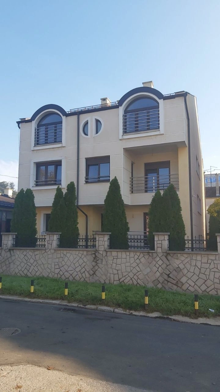 Villa en el prestigioso distrito de Zemun en Belgrado, Serbia