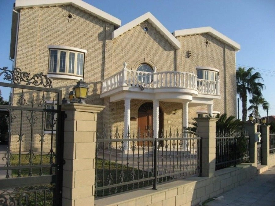 Villa spacieuse de 395 m2 à Larnaca