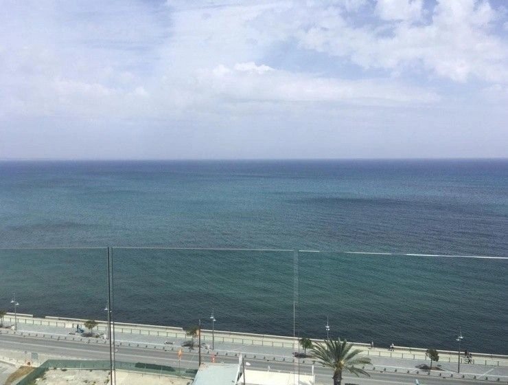 شقة أنيقة بمساحة 95 متر مربع في لارناكا