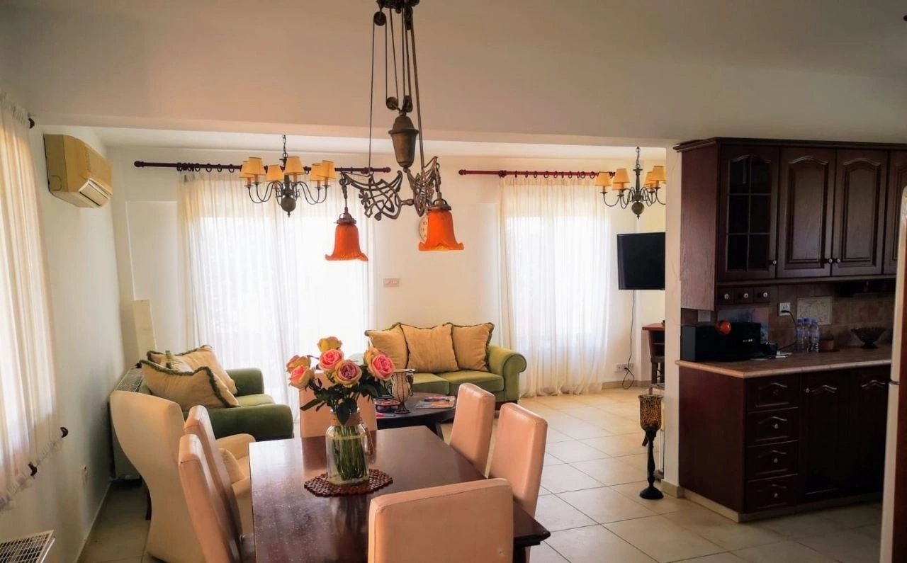 Villa 3+1 para família em Larnaca