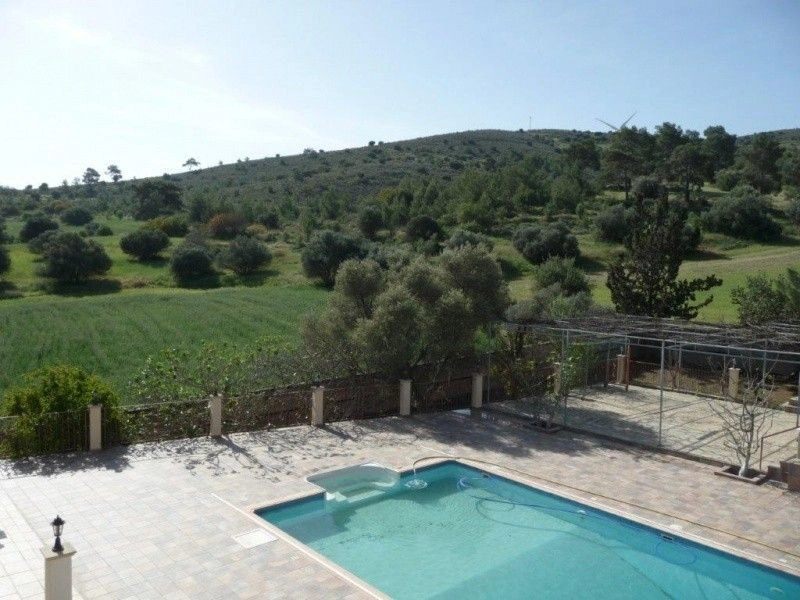 Magnificent 6+1 villa in Larnaca