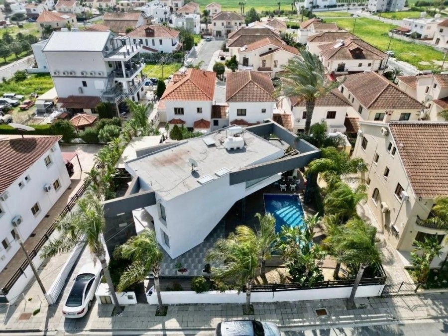 Stilvolle Villa mit 275 m² in Larnaca