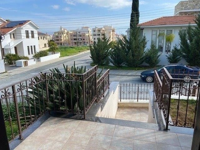 Magnificent house 251 m2 in Larnaca