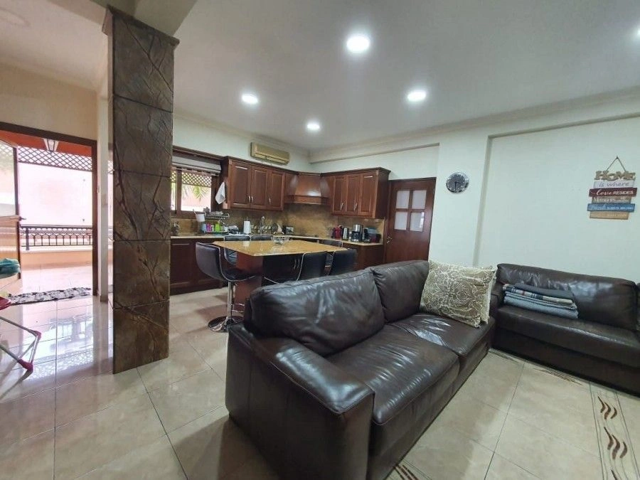 Stilvolles Stadthaus 300 m² in Larnaca